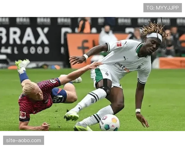 奥格斯堡1比0小胜海登海姆 克劳德毛里斯点球制胜关键三分